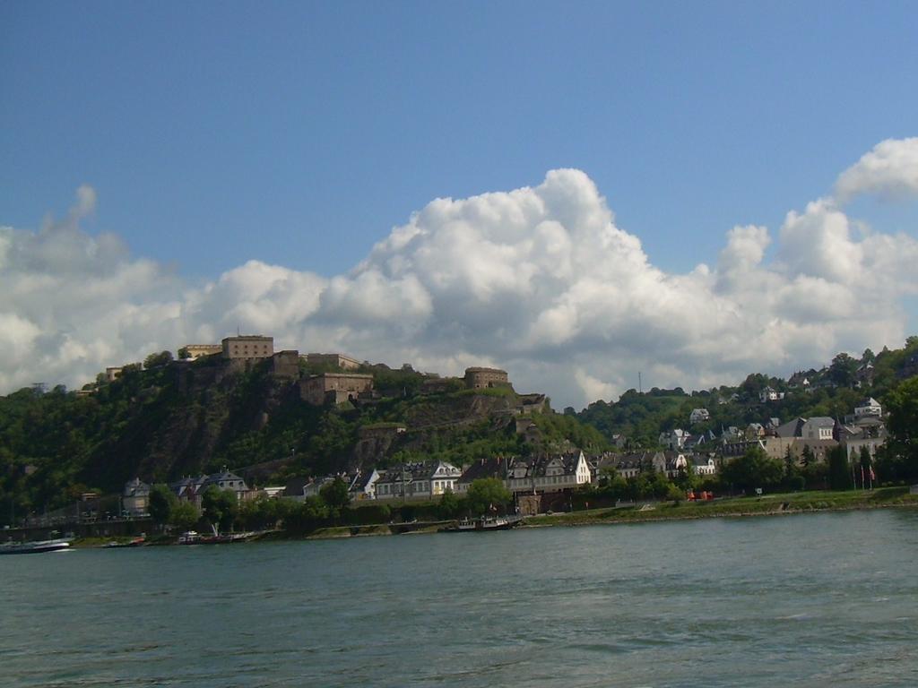 Apartment Koblenz naehe Altstadt Zimmer foto